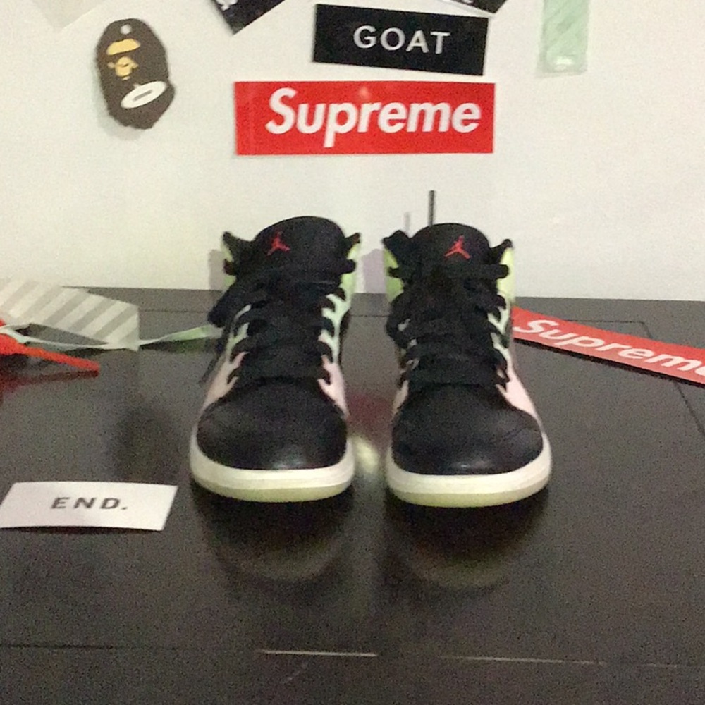 JORDAN 1